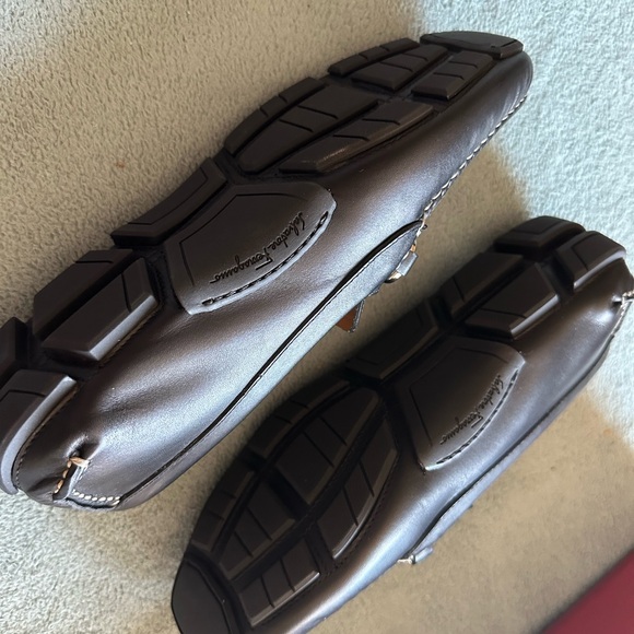 Salvatore Ferragamo Women’s Black Leather Driver / Loafers / Moccasins - Picture 5 of 6